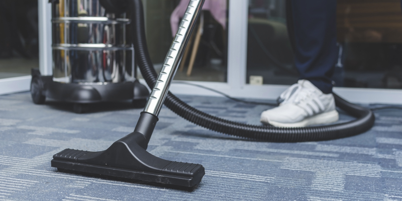 Five Factors to Consider When Hiring a Team For Office Cleaning