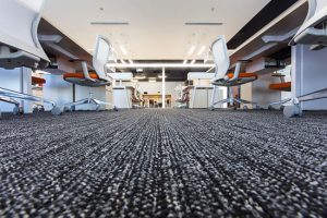 Why a Carpet Shampoo Service Should Be on Your Floor Cleaning List